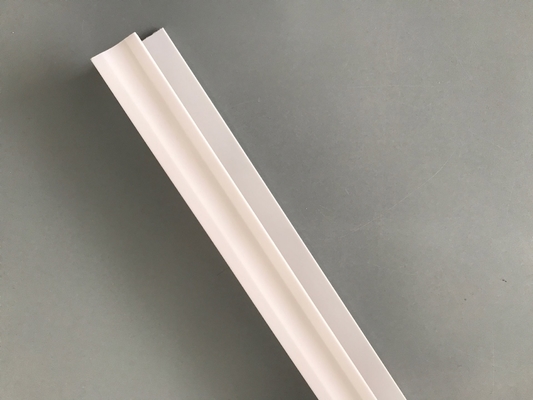 A impressão lustrosa expulsou proteção UV impermeável da canaleta em U plástica